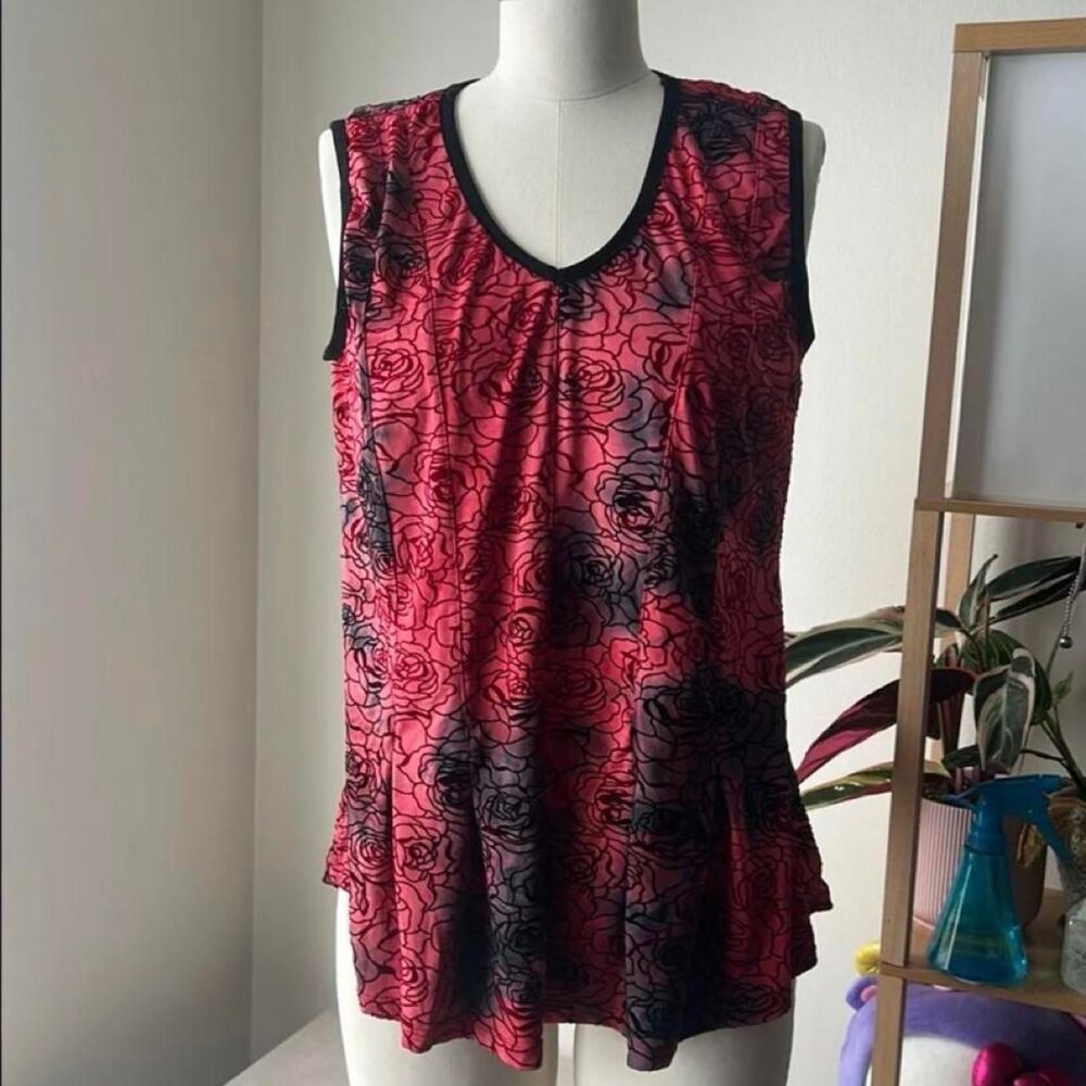 Unbranded Women's Red and Burgundy Blouse
